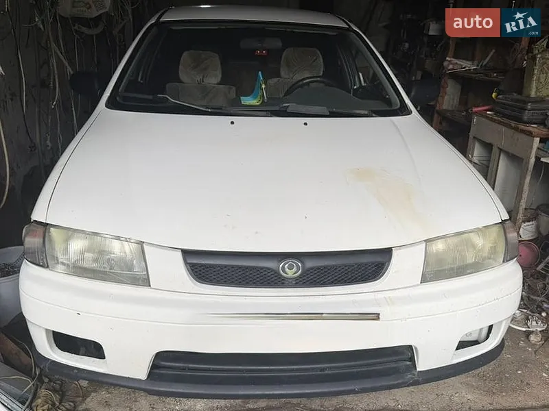 Mazda 323 1997