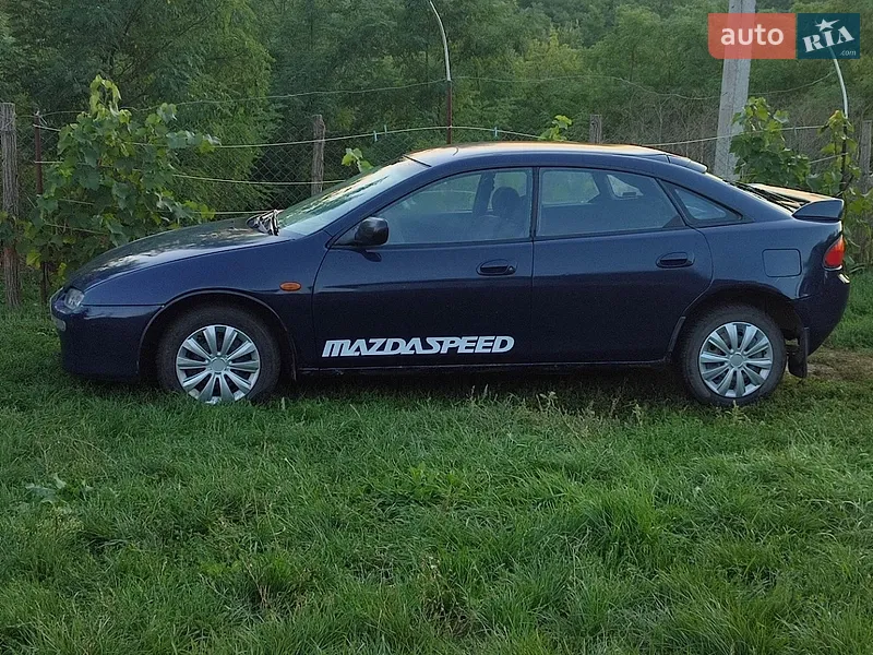 Mazda 323 1995