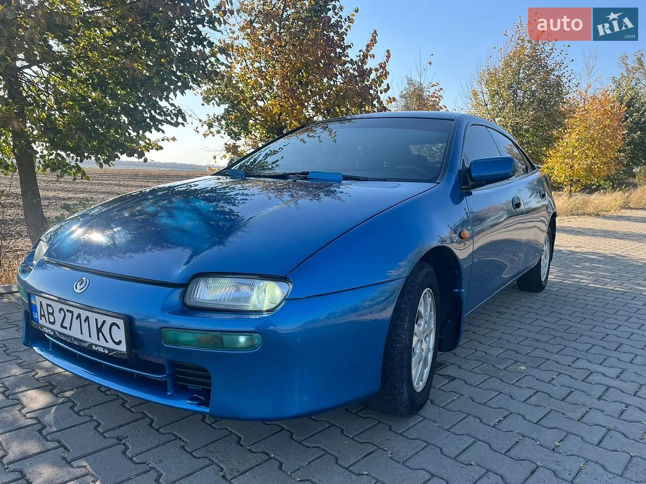 Mazda 323 1997