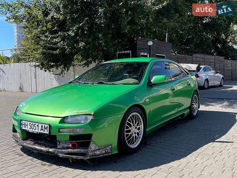 Седан Mazda 323 1994 в Одессе