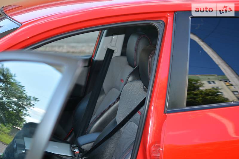 Хэтчбек Mazda 3 2007 в Мукачево