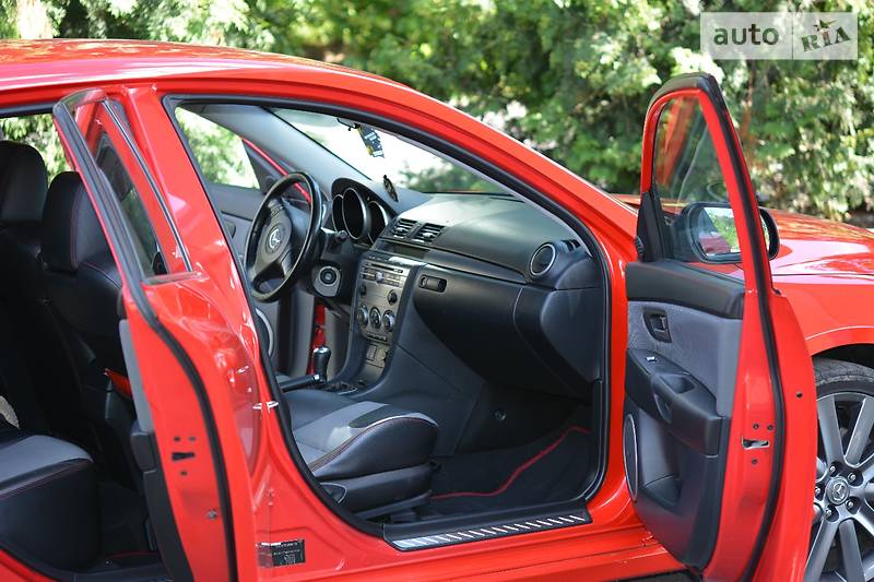 Хэтчбек Mazda 3 2007 в Мукачево