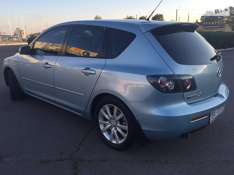Хэтчбек Mazda 3 2007 в 