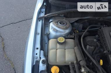 Хэтчбек Mazda 3 2007 в 