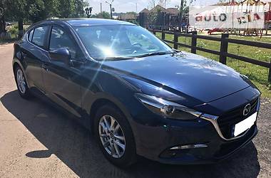 Седан Mazda 3 2016 в Чернигове