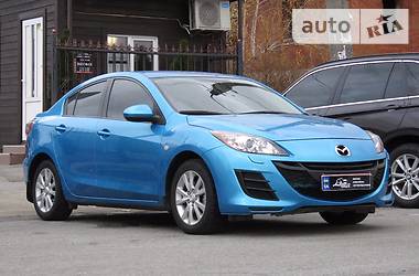 Седан Mazda 3 2010 в Киеве