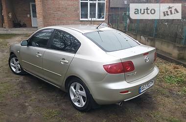 Седан Mazda 3 2004 в Киеве