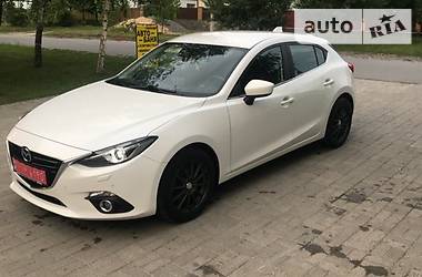 Хэтчбек Mazda 3 2015 в Киеве