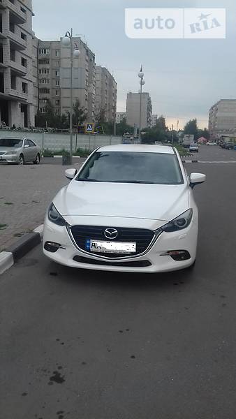Седан Mazda 3 2018 в Харькове
