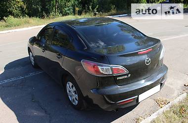 Седан Mazda 3 2010 в Киеве