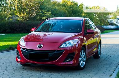 Седан Mazda 3 2011 в Днепре