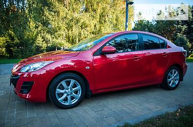 Седан Mazda 3 2011 в Днепре