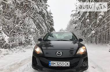 Седан Mazda 3 2010 в Киеве