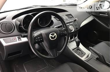 Седан Mazda 3 2010 в Киеве