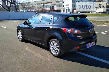 Хэтчбек Mazda 3 2011 в Киеве