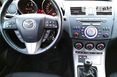 Хэтчбек Mazda 3 2011 в Киеве