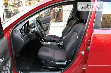 Седан Mazda 3 2005 в 