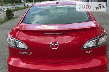 Седан Mazda 3 2010 в Буче