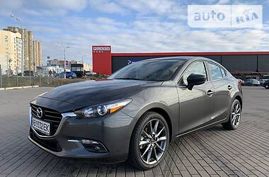 Седан Mazda 3 2018 в Виннице