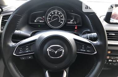 Хэтчбек Mazda 3 2017 в Киеве