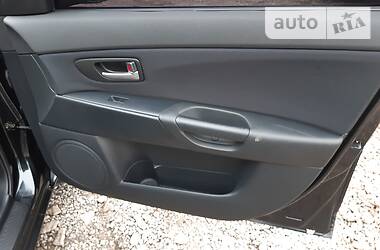 Седан Mazda 3 2005 в 