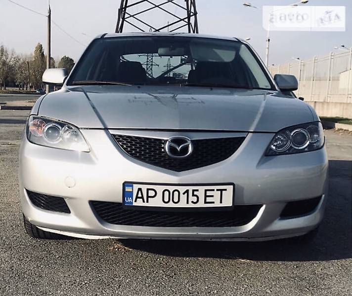 Седан Mazda 3 2004 в 
