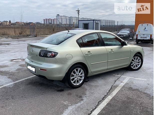 Седан Mazda 3 2008 в Києві