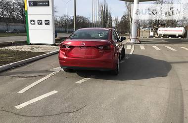 Седан Mazda 3 2016 в Бердянске