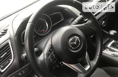 Седан Mazda 3 2015 в Черкассах