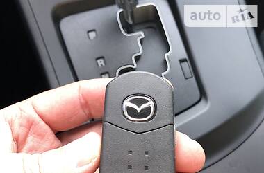 Седан Mazda 3 2011 в 