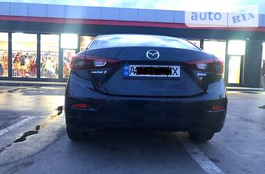 Седан Mazda 3 2016 в 