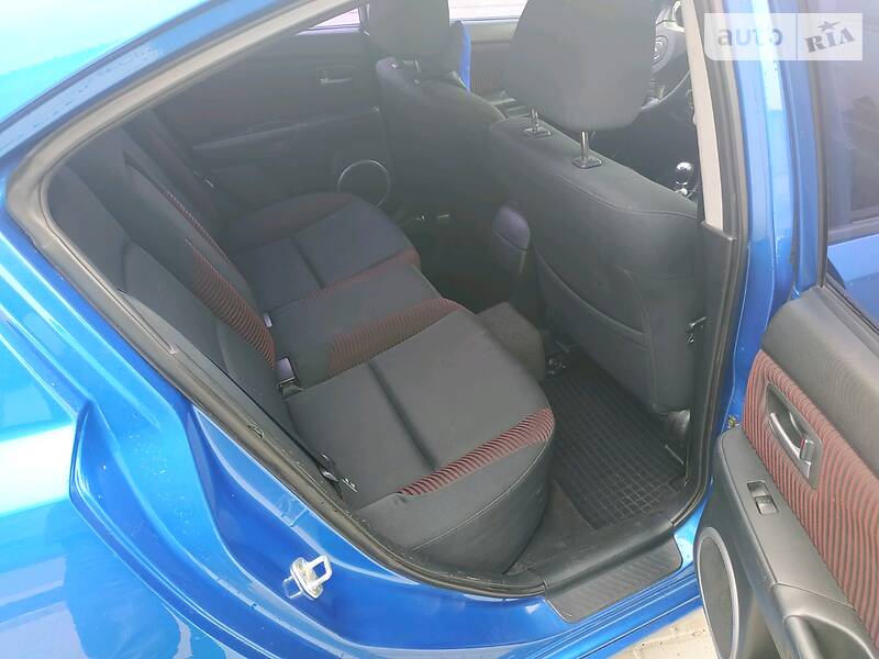 Седан Mazda 3 2006 в Богуславі