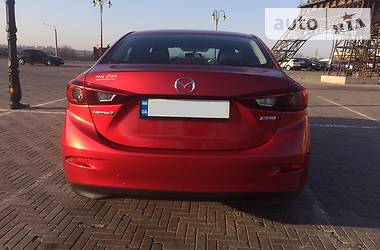 Седан Mazda 3 2014 в 