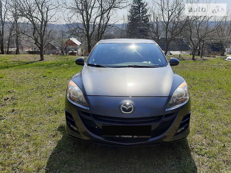 Хетчбек Mazda 3 2011 в 