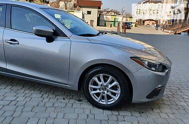 Седан Mazda 3 2015 в 