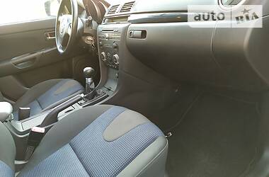 Хэтчбек Mazda 3 2004 в 