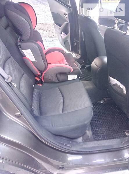 Хетчбек Mazda 3 2014 в Хмельницькому