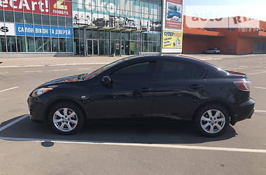 Седан Mazda 3 2010 в Мариуполе