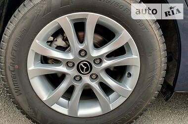 Седан Mazda 3 2016 в 
