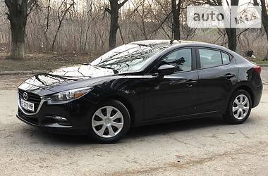 Седан Mazda 3 2017 в 