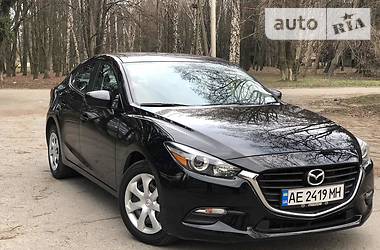Седан Mazda 3 2017 в 