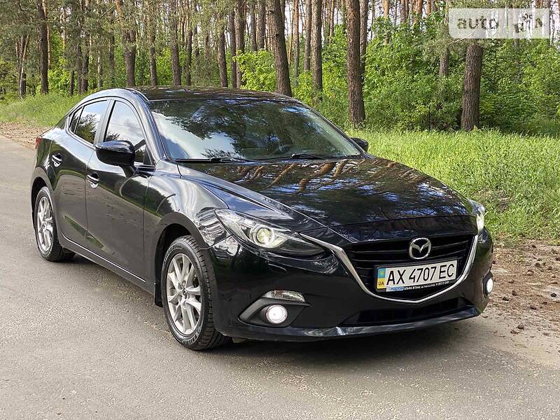 Седан Mazda 3 2013 в Харкові