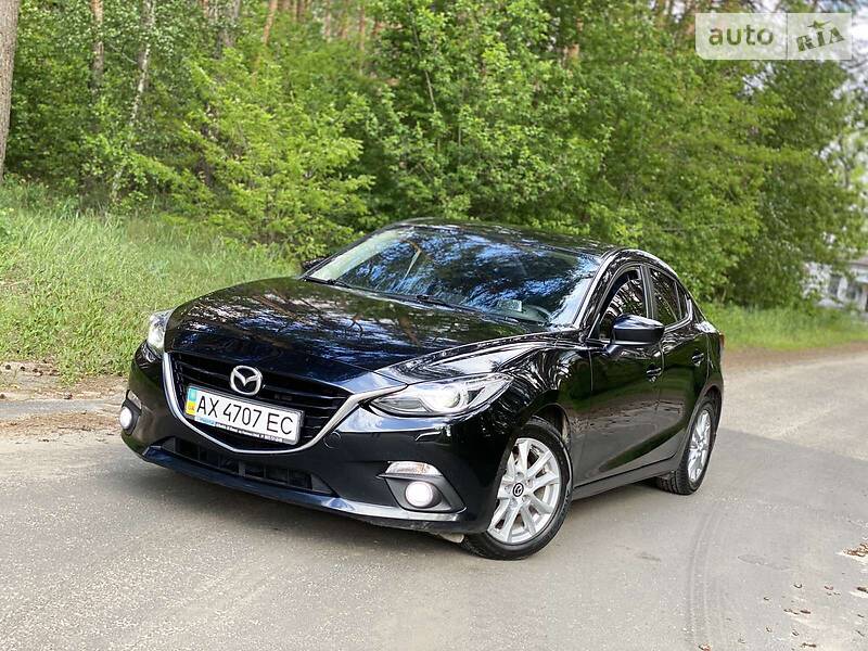 Седан Mazda 3 2013 в Харкові