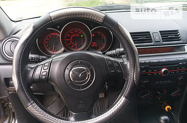 Седан Mazda 3 2005 в Умани