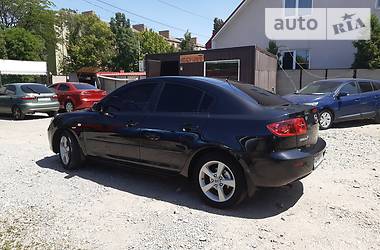 Седан Mazda 3 2005 в 