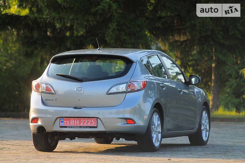 Хетчбек Mazda 3 2012 в Дубні