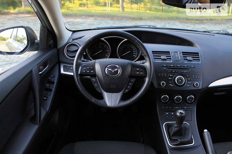 Хетчбек Mazda 3 2012 в Дубні