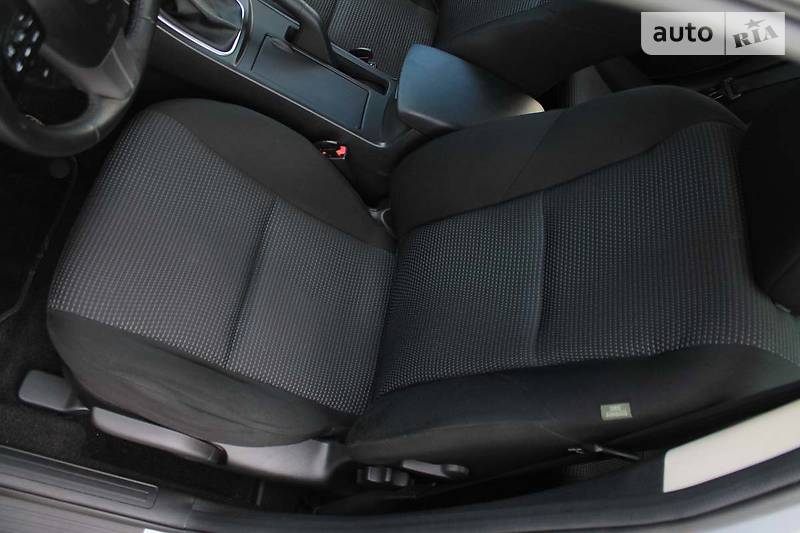 Хетчбек Mazda 3 2012 в Дубні