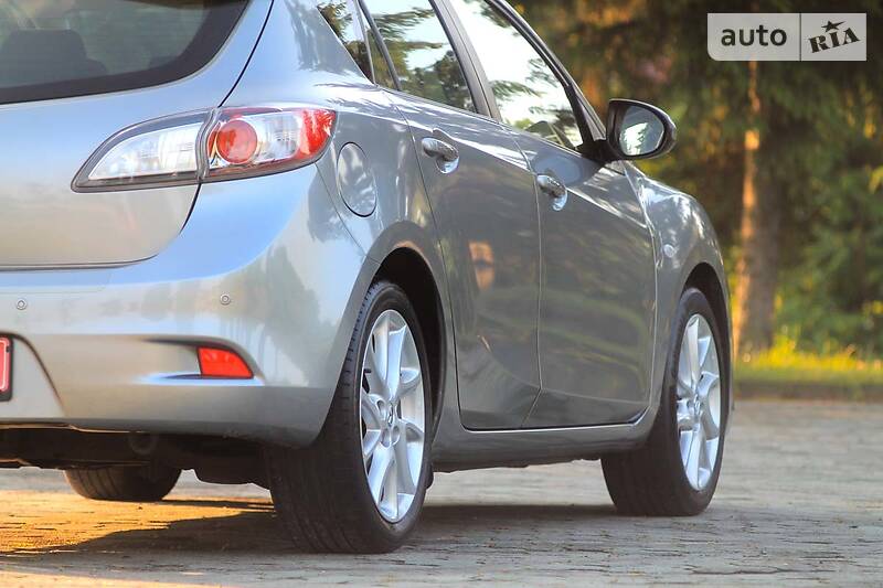 Хетчбек Mazda 3 2012 в Дубні
