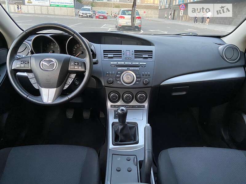 Седан Mazda 3 2010 в Києві фото 8 Седан Mazda 3 2010 в Києві